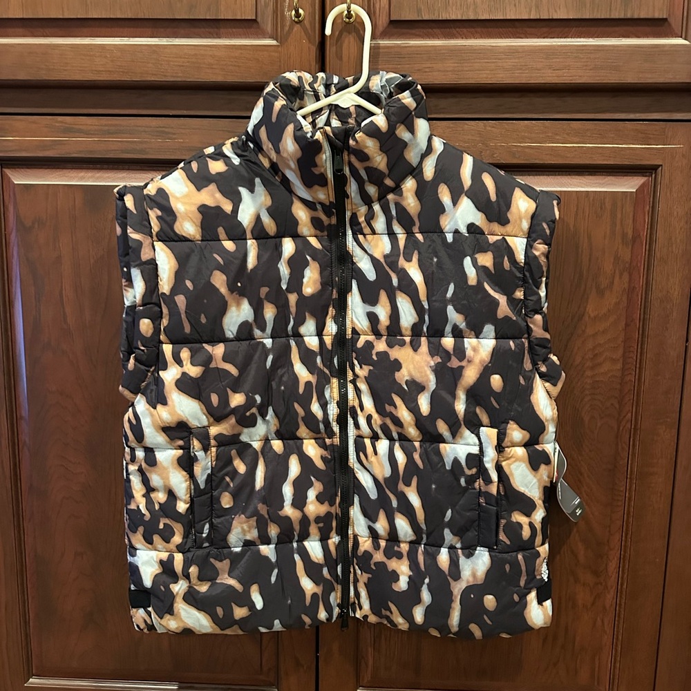 NWT Free People in a Bubble Puffer Vest sz S